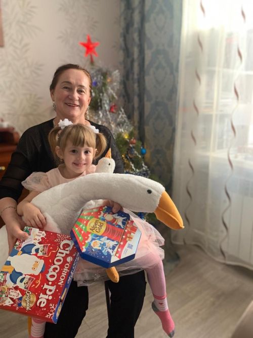 Нурлатцы исполняют новогодние желания детей