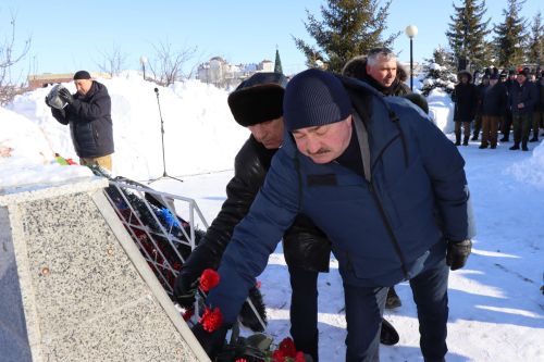 В День вывода советских войск из Афганистана в Нурлате прошел торжественный митинг