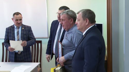Сегодня Дамир Ишкинеев и Александр Шадриков встретились с трудовым коллективом ООО «Транссервис Нурлат»
