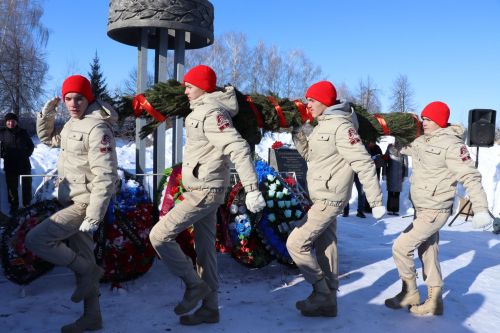 В День вывода советских войск из Афганистана в Нурлате прошел торжественный митинг