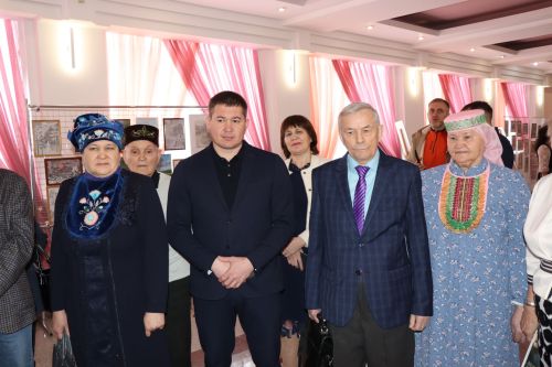 В Нурлате прошел I межрегиональный творческий фестиваль «Талант – твой дар бесценный»