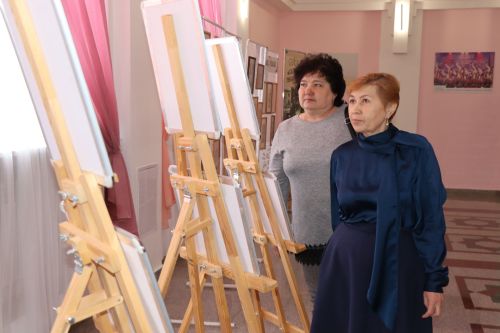 В Нурлате прошел I межрегиональный творческий фестиваль «Талант – твой дар бесценный»