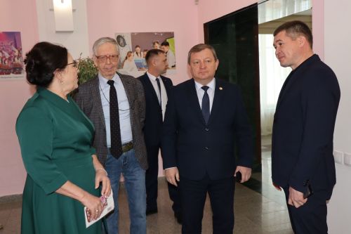 В Нурлате прошел I межрегиональный творческий фестиваль «Талант – твой дар бесценный»