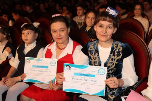В Нурлате прошел I межрегиональный творческий фестиваль «Талант – твой дар бесценный»