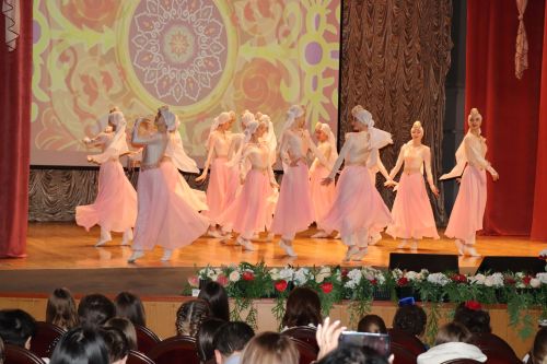 В Нурлате прошел I межрегиональный творческий фестиваль «Талант – твой дар бесценный»