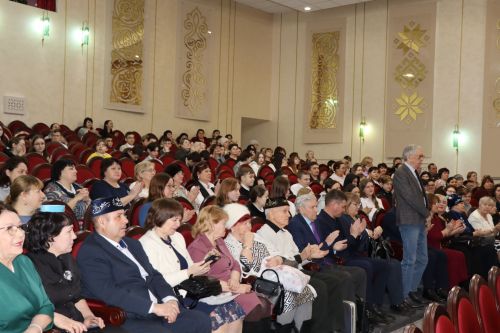 В Нурлате прошел I межрегиональный творческий фестиваль «Талант – твой дар бесценный»