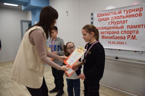 В Нурлате завершился первый шахматный турнир среди школьников, посвященный памяти Рината Минибаева