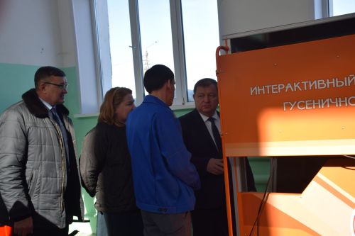 В Нурлатском аграрном техникуме прошла мини-ярмарка вакансий