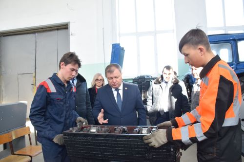 В Нурлатском аграрном техникуме прошла мини-ярмарка вакансий
