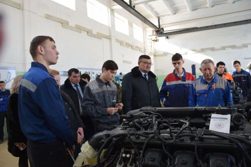 В Нурлатском аграрном техникуме прошла мини-ярмарка вакансий