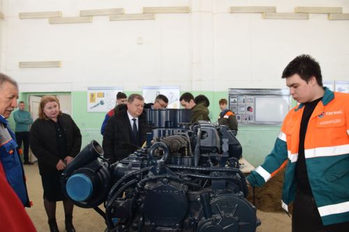В Нурлатском аграрном техникуме прошла мини-ярмарка вакансий