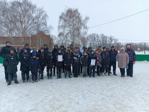 В селе Курманаево прошли соревнования по хоккею среди сельских школ Нурлатского района