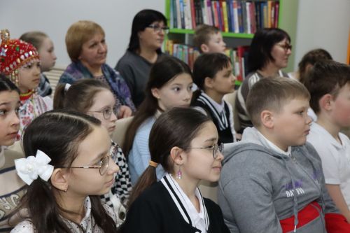 Нурлатские авторы презентовали третий сборник
