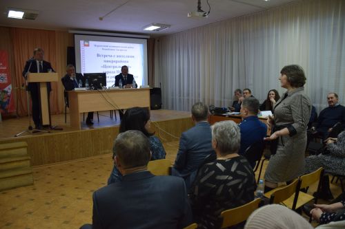 Жители центральной части Нурлата встретились с руководством района
