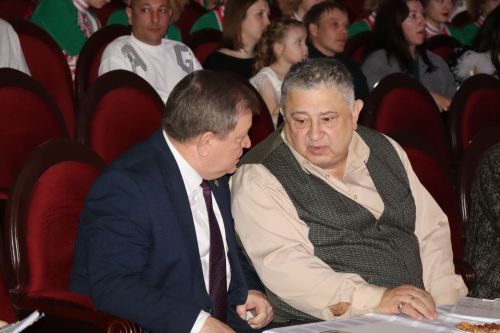 В Нурлате проходит зональный этап республиканского фестиваля «Созвездие-Йолдызлык»