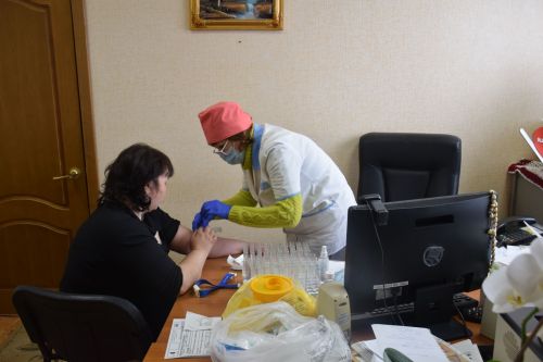 Коллектив «Нурлат-информа» прошел диспансеризацию на рабочем месте