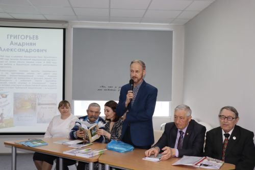 Нурлатские авторы презентовали третий сборник