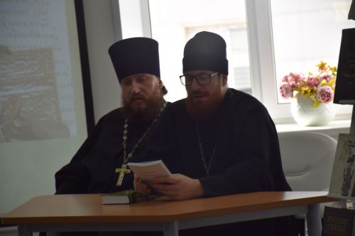 В центральной библиотеке отметили День православной книги