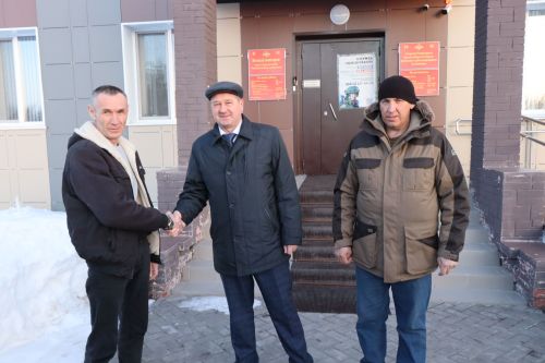 Нурлатцы проводили очередную группу добровольцев