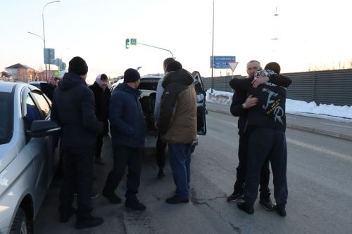Нурлатцы проводили очередную группу добровольцев