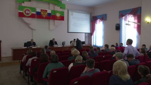 Члены Антитеррористической комиссии Нурлатского района собрались на заседание для рассмотрения важных вопросов