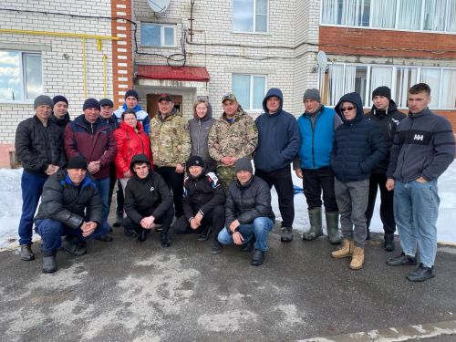 На днях члены «Боевого братства» из Нурлата отправились с очередной партией гуманитарной помощи к землякам - участникам СВО
