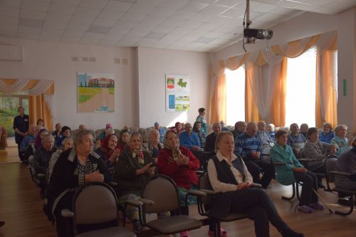 В Нурлатском доме - интернате для престарелых и инвалидов состоялся праздничный концерт