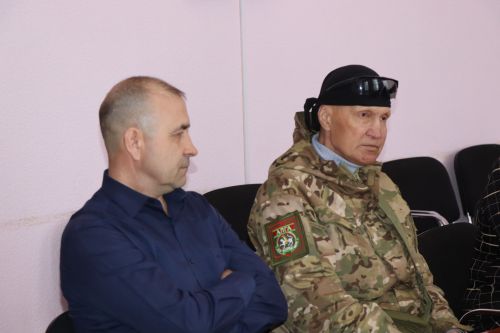 В Нурлате участникам СВО вручили удостоверение боевых действий
