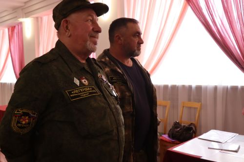 На встречу с нурлатскими поисковиками приехал председатель Ассоциации «Клуб воинской славы» РТ Михаил Черепанов