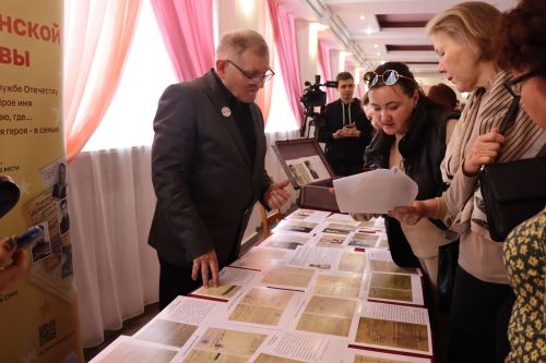 На встречу с нурлатскими поисковиками приехал председатель Ассоциации «Клуб воинской славы» РТ Михаил Черепанов