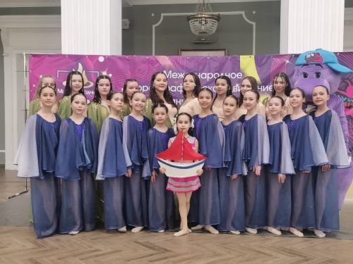 Нурлатские танцоры вернулись домой с наградами