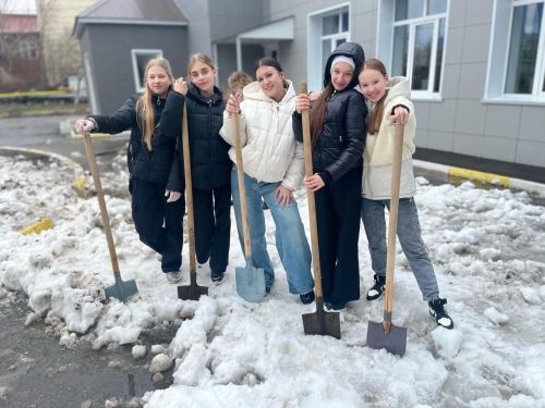 Субботник прошел в первой городской школе Нурлата