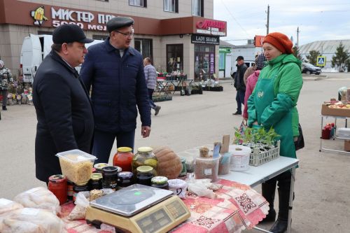 Ярмарка в Нурлате особенно порадовала садоводов