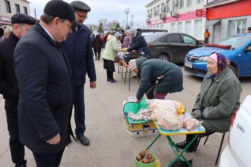 Ярмарка в Нурлате особенно порадовала садоводов