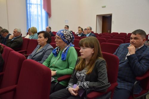 Нурлатские пчеловоды обсудили проблемные вопросы на совещании