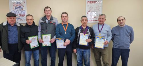 Нурлатские шахматисты и шашисты померились силами с соседями из Аксубаевского района