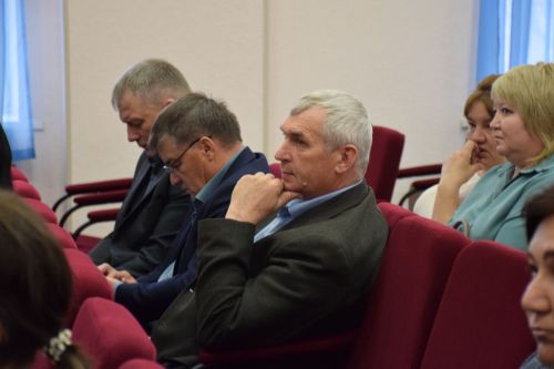 Нурлатские пчеловоды обсудили проблемные вопросы на совещании