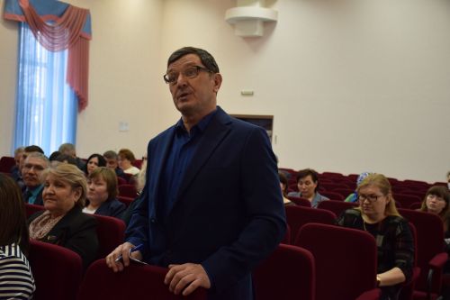 Нурлатские пчеловоды обсудили проблемные вопросы на совещании
