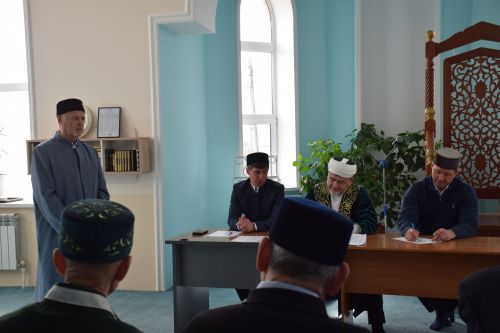 В двух мечетях Нурлата официально назначили имам-хатыйбов