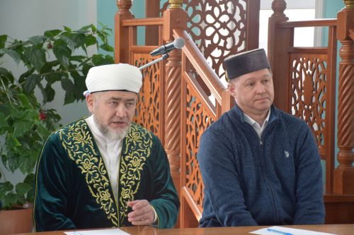 В двух мечетях Нурлата официально назначили имам-хатыйбов