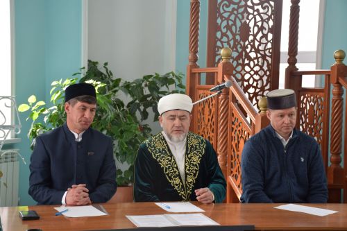 В двух мечетях Нурлата официально назначили имам-хатыйбов