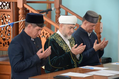 В двух мечетях Нурлата официально назначили имам-хатыйбов