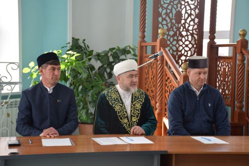 В двух мечетях Нурлата официально назначили имам-хатыйбов