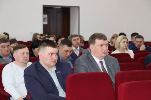 В Нурлате состоялось расширенное заседание фракции партии «Единая Россия»