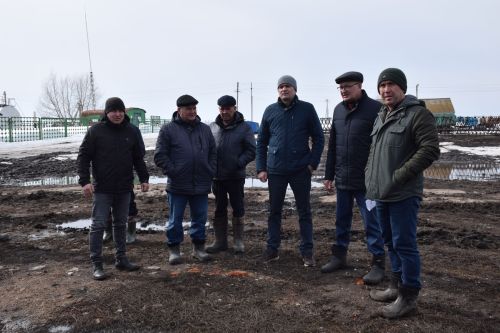 В Нурлатском районе проходит проверка готовности к весенне-полевым работам