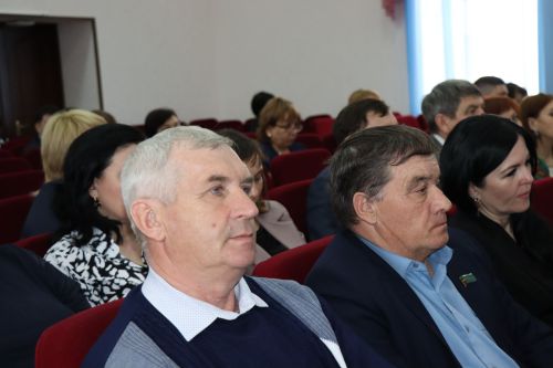 В Нурлате состоялось расширенное заседание фракции партии «Единая Россия»