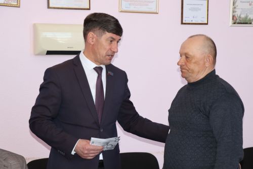 Дамир Ишкинеев дал старт акции «Нурлат-информа» «Добрая подписка»