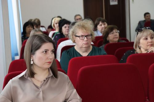 В Нурлате состоялось расширенное заседание фракции партии «Единая Россия»