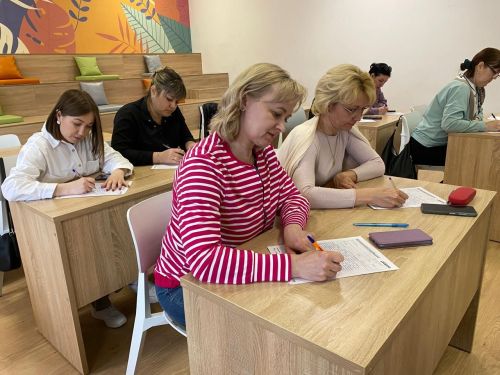 Нурлатцы присоединились к «Тотальному диктанту»