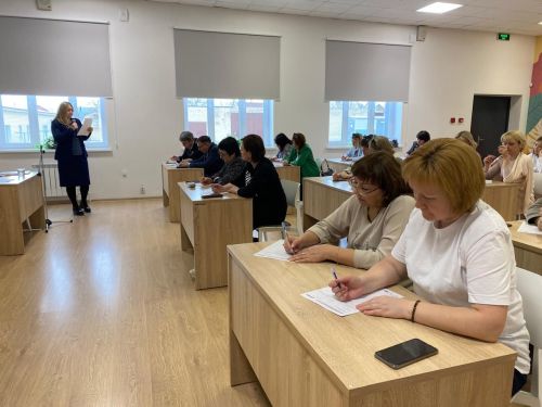 Нурлатцы присоединились к «Тотальному диктанту»